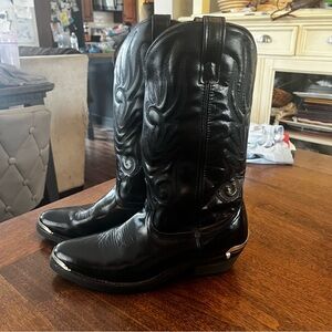 Black cowboy boots